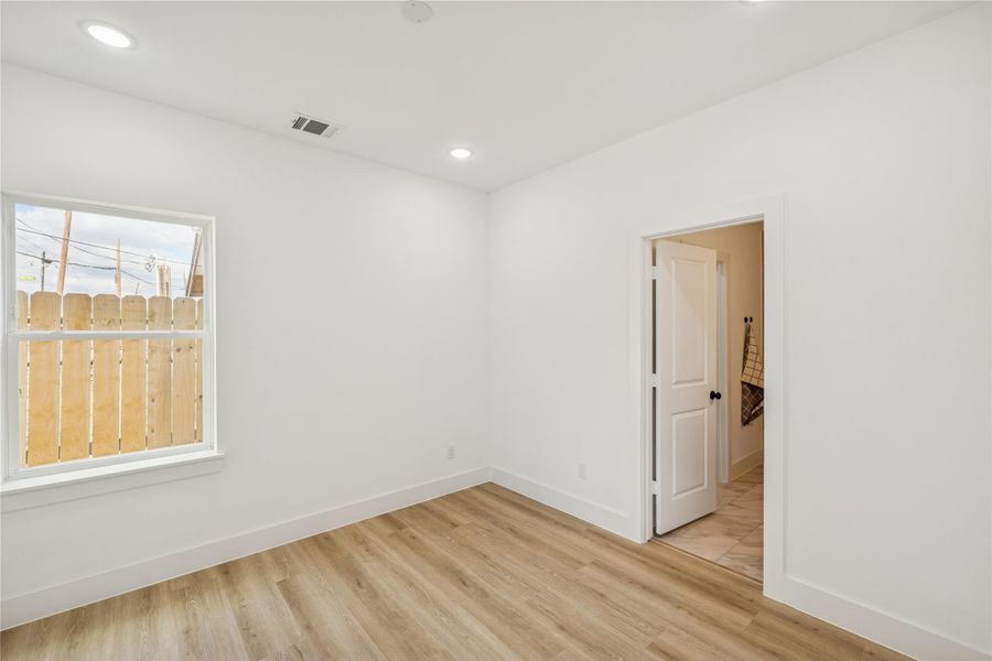 1st Bedroom 1st Floor 1st Bedroom 1st Floor