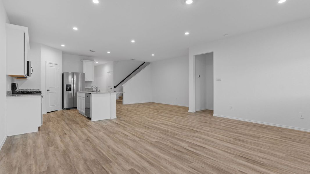 Spacious, unfurnished interior of a new home in Tamarron, Fulshear (Image 12). Spacious, unfurnished interior of a new home in Tamarron, Fulshear (Image 12).