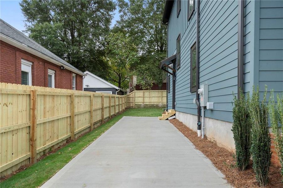 Exterior details and patio area of a home in , Atlanta (Image 30).