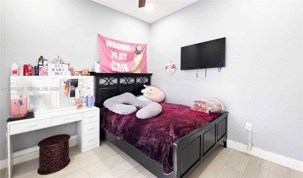 Furnished interior view inside a new home in , Clewiston (Image 19).