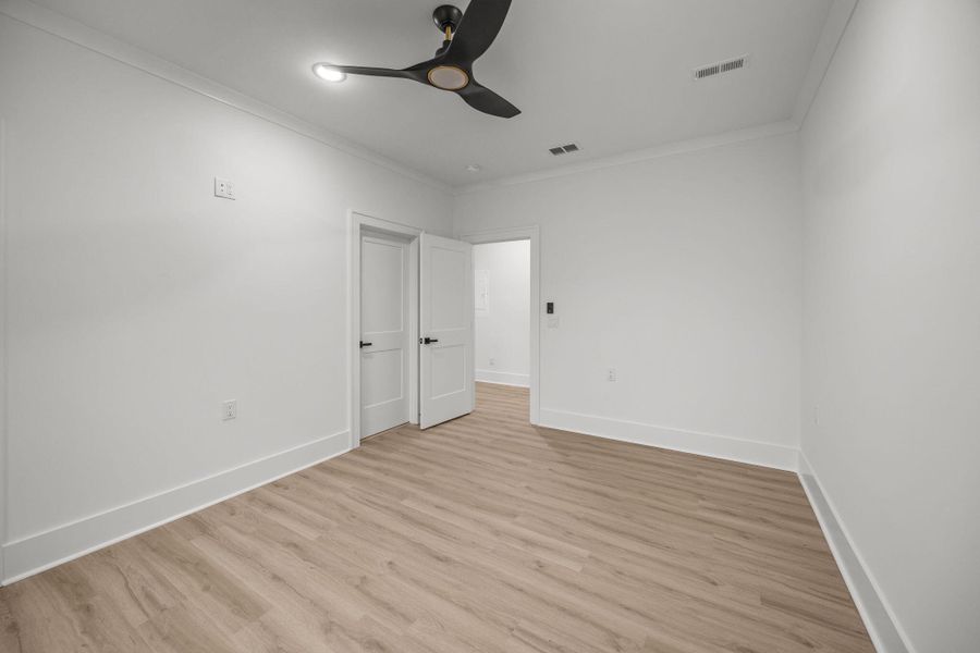 Spacious, unfurnished interior of a new home in , Johns Island (Image 36).