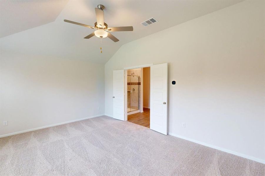 Spacious, unfurnished interior of a new home in Sanderos, Fort Worth (Image 26). Spacious, unfurnished interior of a new home in Sanderos, Fort Worth (Image 26).