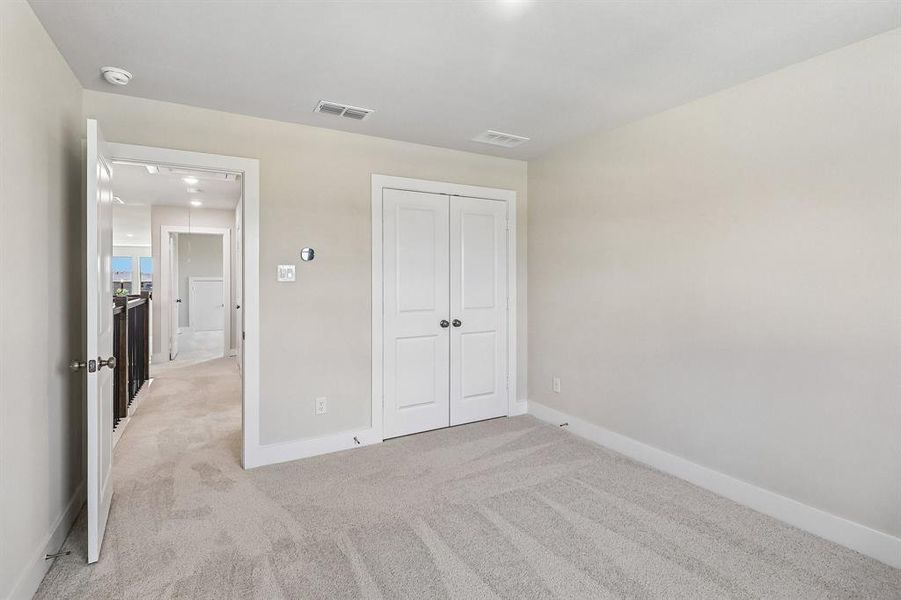 Spacious, unfurnished interior of a new home in Lilyana, Celina (Image 30).