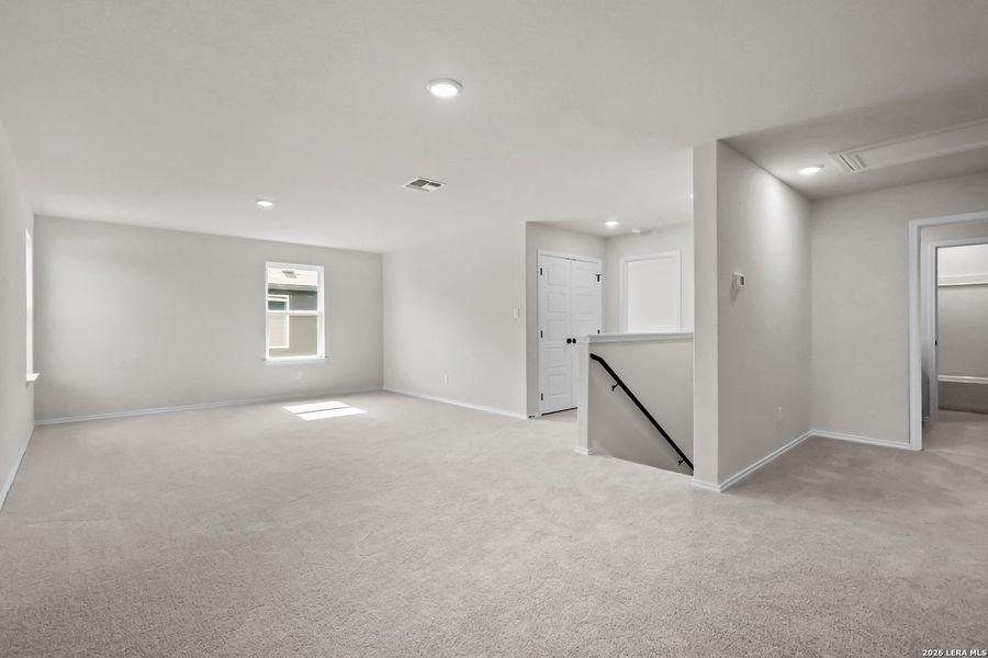 Spacious, unfurnished interior of a new home in Hannah Heights, Seguin (Image 27). Spacious, unfurnished interior of a new home in Hannah Heights, Seguin (Image 27).