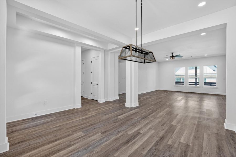 Spacious, unfurnished interior of a new home in , Horseshoe Bay (Image 23).