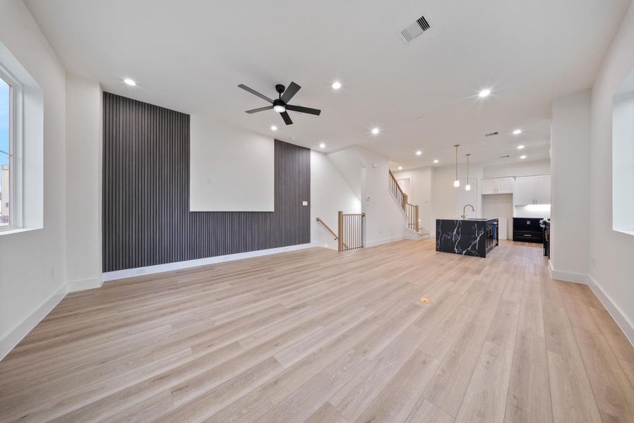 Spacious, unfurnished interior of a new home in , Houston (Image 18).