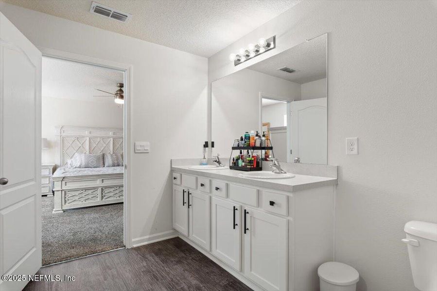 Furnished interior view inside a new home in Willow Springs, Green Cove Springs (Image 27). Furnished interior view inside a new home in Willow Springs, Green Cove Springs (Image 27).