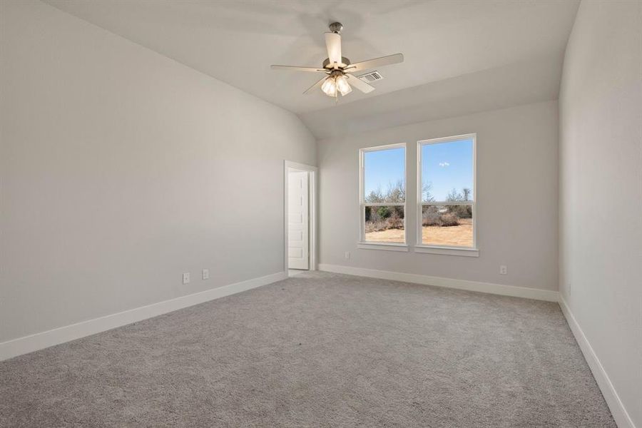 Spacious, unfurnished interior of a new home in Saddleback Estates, Boyd (Image 20). Spacious, unfurnished interior of a new home in Saddleback Estates, Boyd (Image 20).