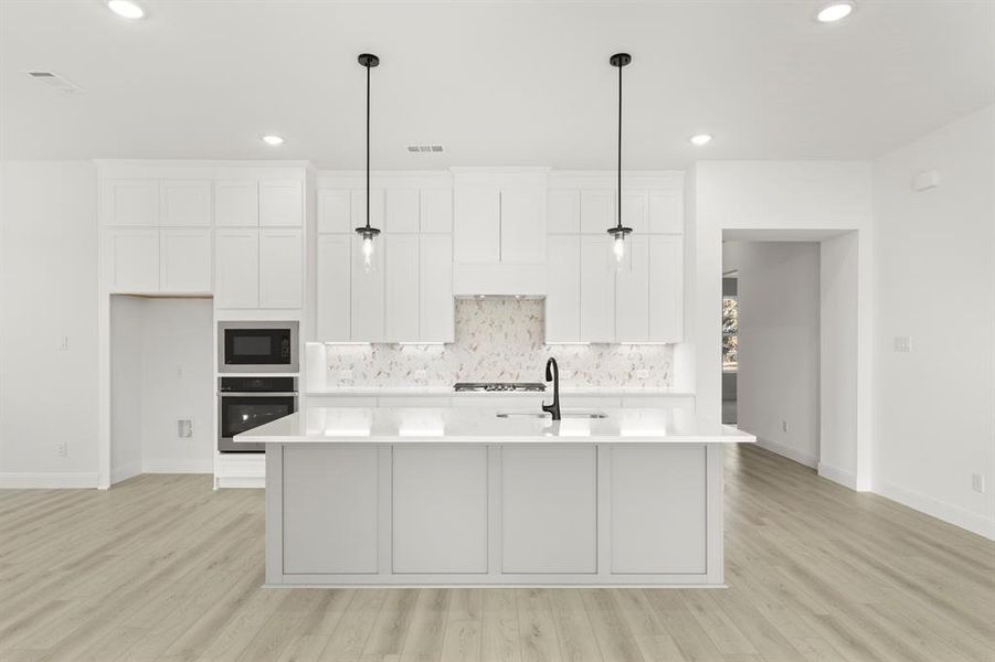 6_6_07. 1034 Bimgham - Kitchen