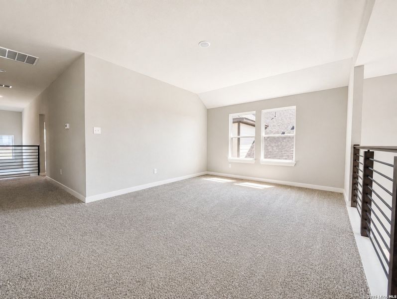 Spacious, unfurnished interior of a new home in Cordova Crossing, Seguin (Image 10).