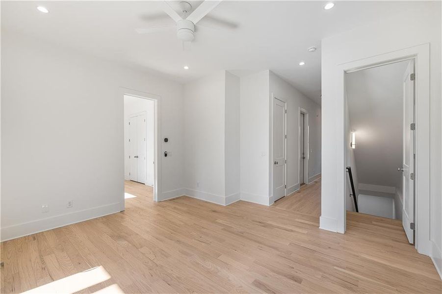 Spacious, unfurnished interior of a new home in , Smyrna (Image 32).