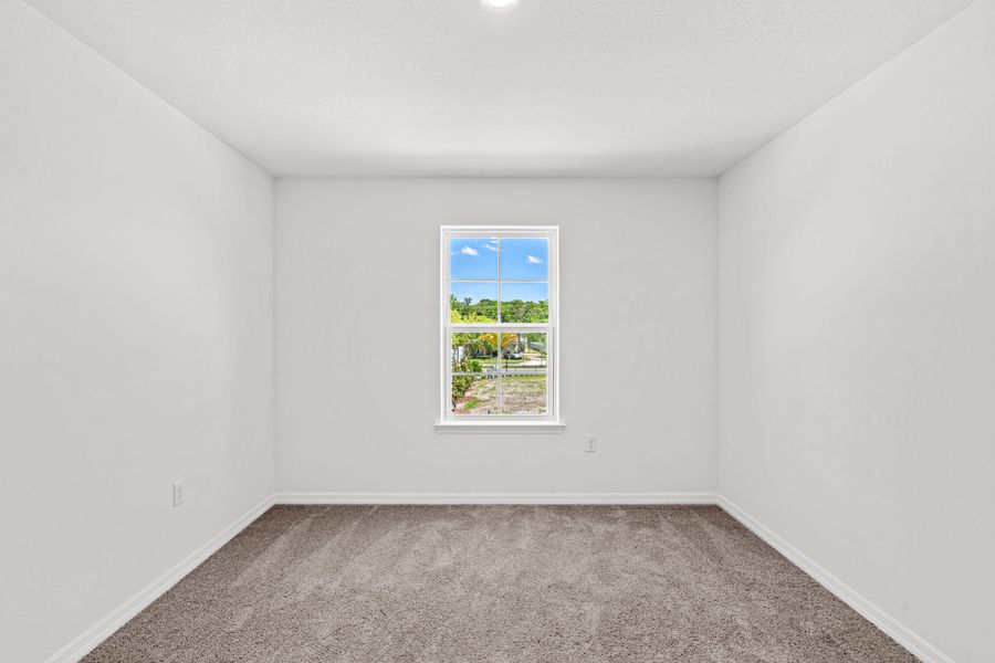 Spacious, unfurnished interior of a new home in Shenandoah Reserve, Orlando (Image 25).