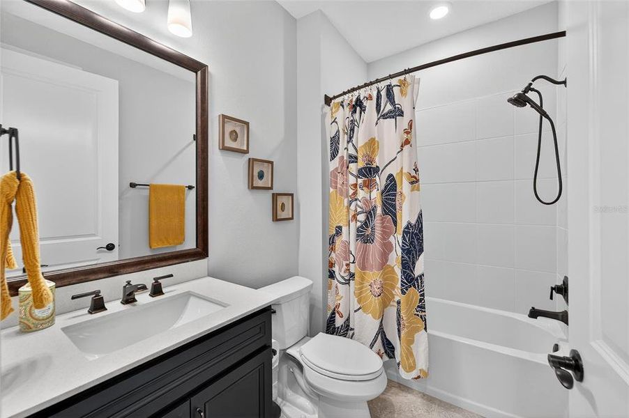 Furnished interior view inside a new home in , Land O' Lakes (Image 17).