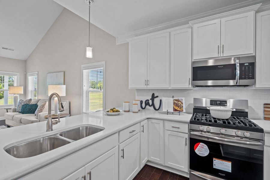 Representative furnished interior of a home built from the Rivermist by Caviness & Cates Communities in Maggie Way, Wendell (Image 254).