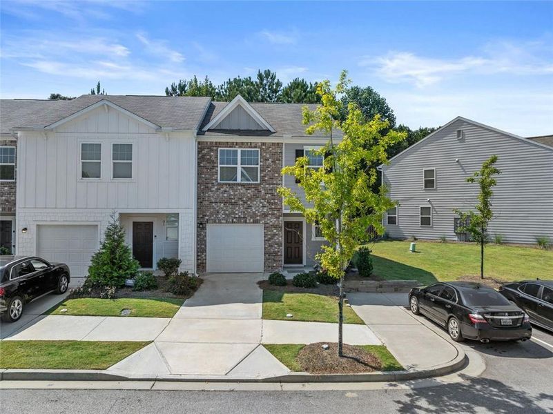 Front exterior of a new home in , Winder, GA, highlighting curb appeal (Image 19). Front exterior of a new home in , Winder, GA, highlighting curb appeal (Image 19).