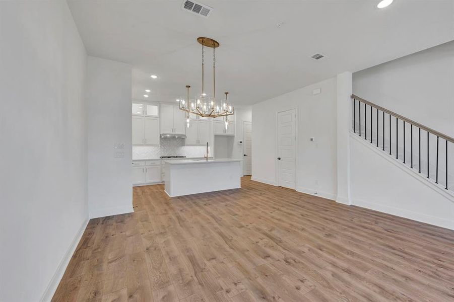 Spacious, unfurnished interior of a new home in Hillside at Las Colinas, Irving (Image 30). Spacious, unfurnished interior of a new home in Hillside at Las Colinas, Irving (Image 30).