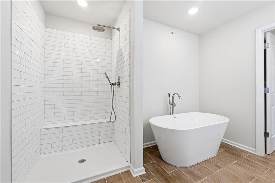 Furnished interior view inside a new home in Carolina, Palmetto (Image 12).