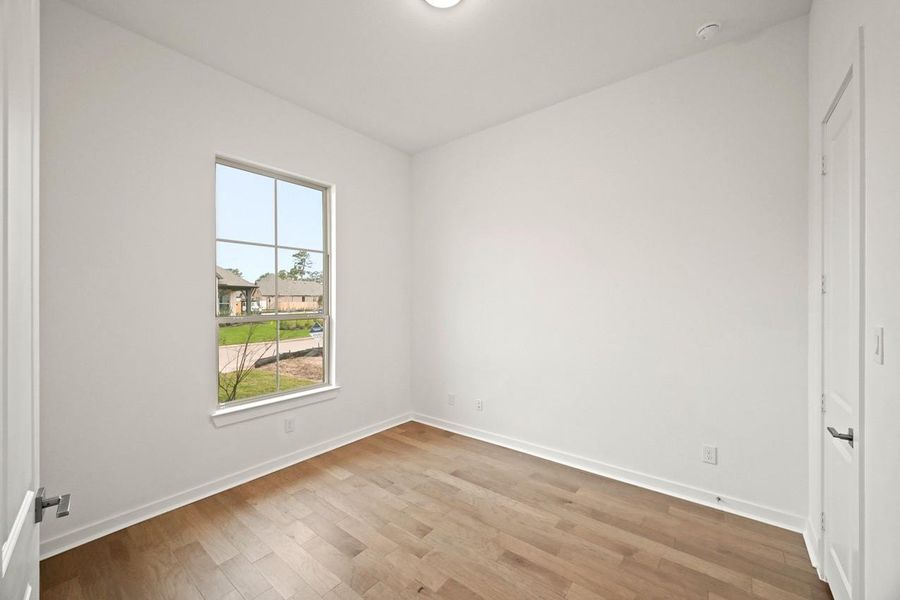 Spacious, unfurnished interior of a new home in Grand Central Park: 55ft. lots, Conroe (Image 19).