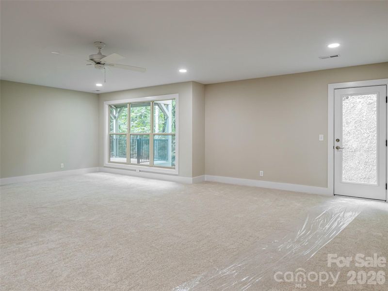 Spacious, unfurnished interior of a new home in , Hendersonville (Image 31). Spacious, unfurnished interior of a new home in , Hendersonville (Image 31).