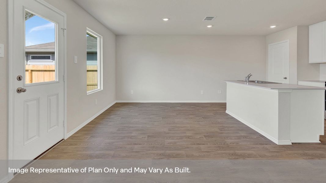 Representative unfurnished interior of a home built from the The Bailey by D.R. Horton in Navarro Fields, Seguin (Image 15).