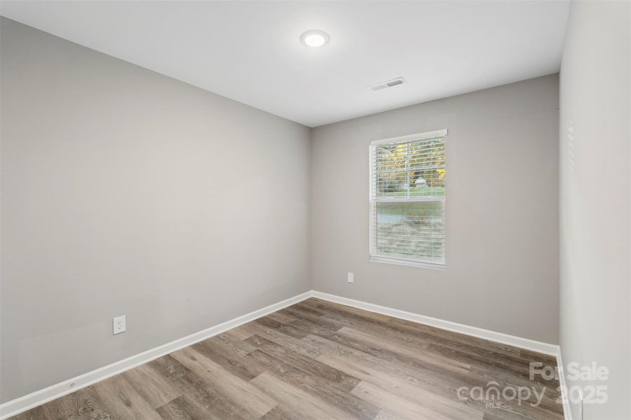 Spacious, unfurnished interior of a new home in , Salisbury (Image 39).