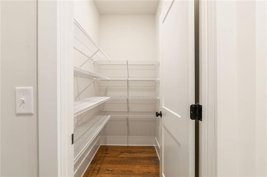 Spacious, unfurnished interior of a new home in Alcovy Station, Covington (Image 36).