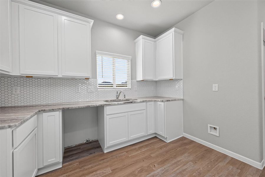 Furnished interior view inside a new home in Woodland Lakes, Huffman (Image 8).