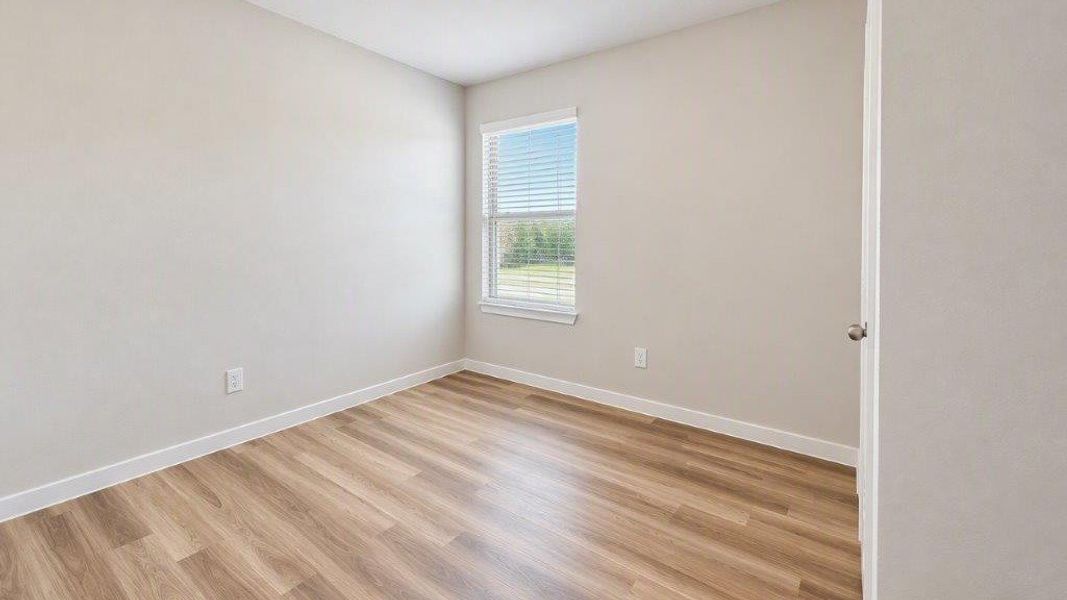 Representative unfurnished interior of a home built from the Ashburn by D.R. Horton in Royal Oak South, Corpus Christi (Image 12).