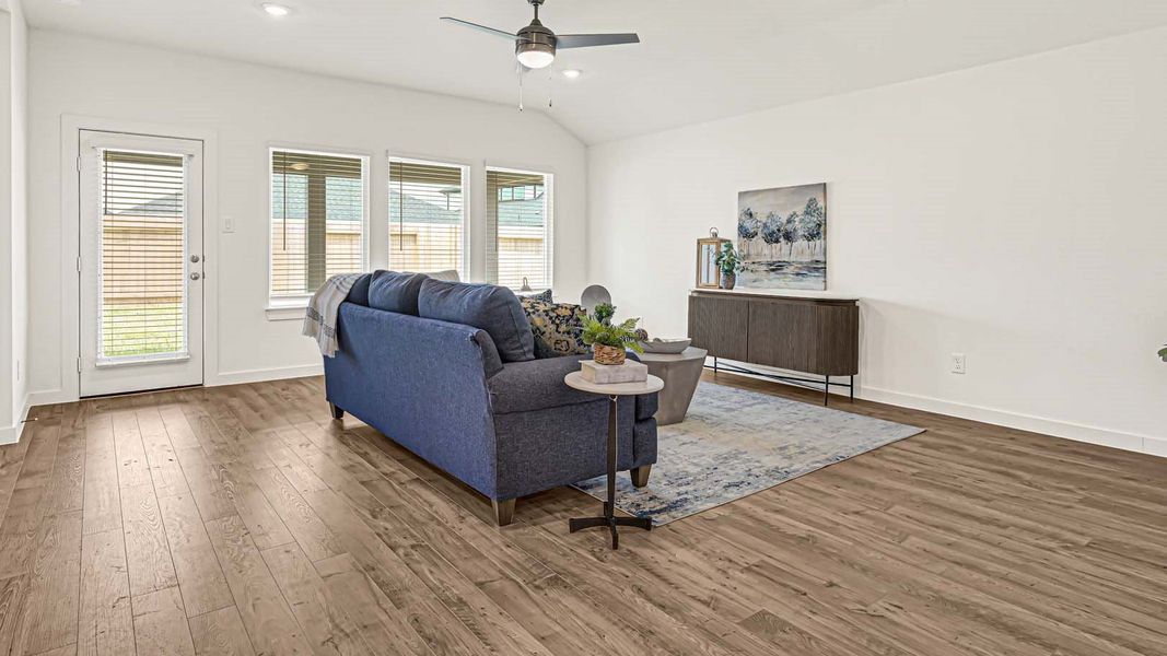 Furnished interior view inside a new home in Tamarron, Fulshear (Image 12).