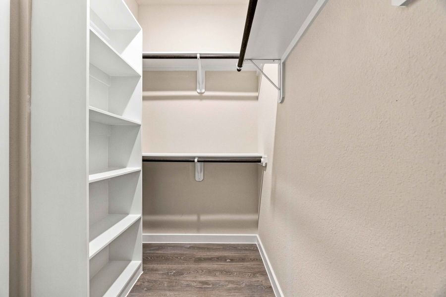 11769 Whirlaway Dr - Matagorda G - Primary Closet 11769 Whirlaway Dr - Matagorda G - Primary Closet