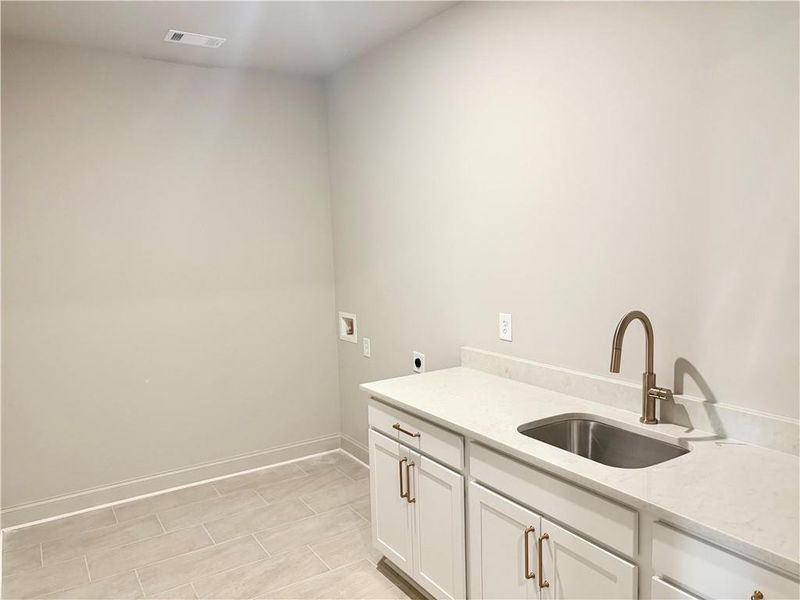 Close-up of interior finishes inside a home in , Greensboro (Image 13). Close-up of interior finishes inside a home in , Greensboro (Image 13).