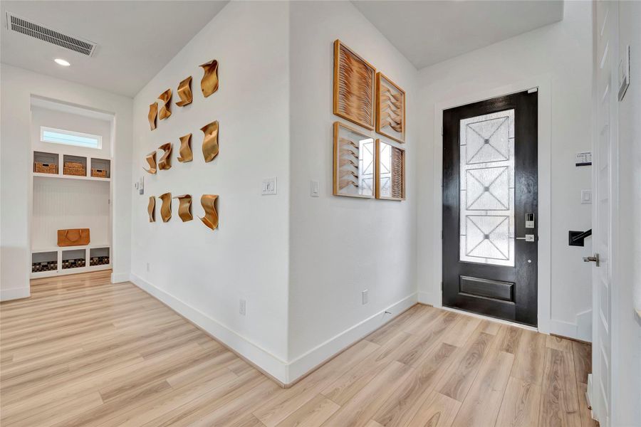 Photo is not of the actual home, but is an inspirational photo of builder’s model home and may depict options, furnishings, and/or decorator features that are not included Photo is not of the actual home, but is an inspirational photo of builder’s model home and may depict options, furnishings, and/or decorator features that are not included