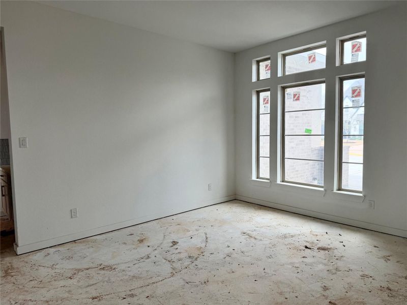 Formal Dining Room - with view to the center courtyard