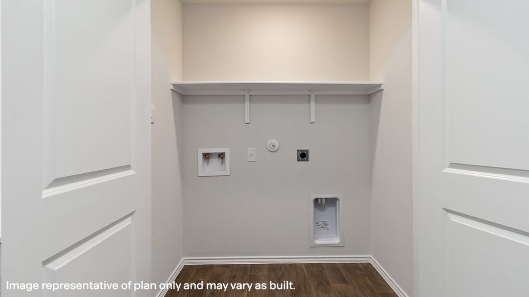 Image 26 representing the The Atlanta by D.R. Horton in Avenida, Converse, TX.