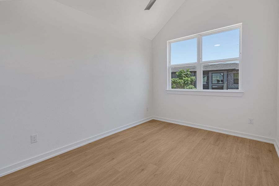 Spacious, unfurnished interior of a new home in , Houston (Image 23).