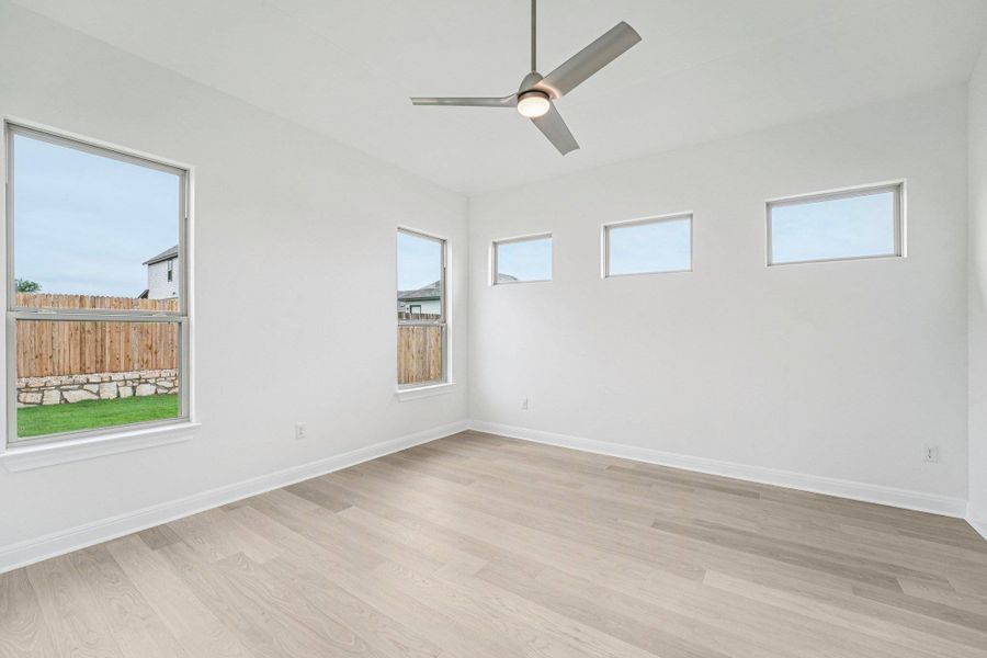 Spacious, unfurnished interior of a new home in Sage Hollow, Kyle (Image 18). Spacious, unfurnished interior of a new home in Sage Hollow, Kyle (Image 18).