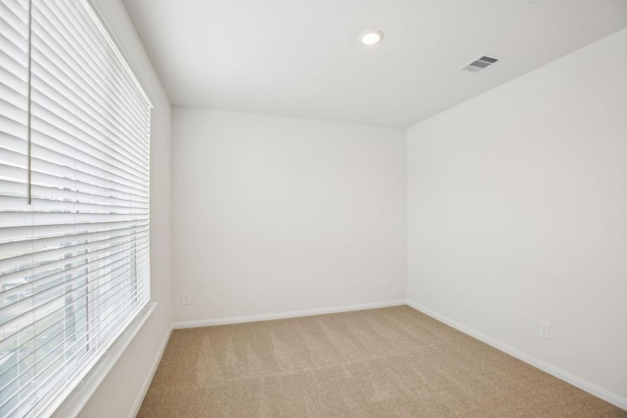 Spacious, unfurnished interior of a new home in Pinewood Trails - Luxe Series, Atascocita (Image 35). Spacious, unfurnished interior of a new home in Pinewood Trails - Luxe Series, Atascocita (Image 35).