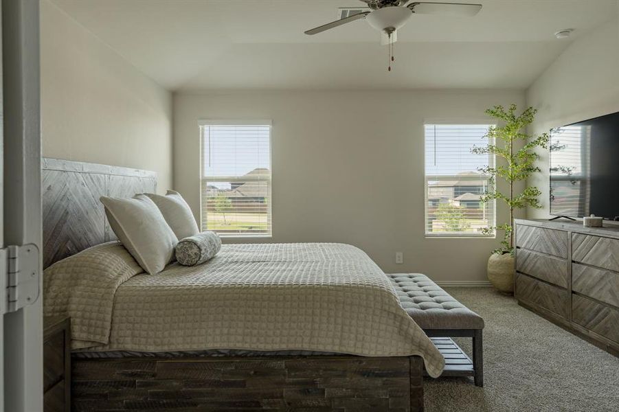 Furnished interior view inside a new home in , Fort Worth (Image 22). Furnished interior view inside a new home in , Fort Worth (Image 22).