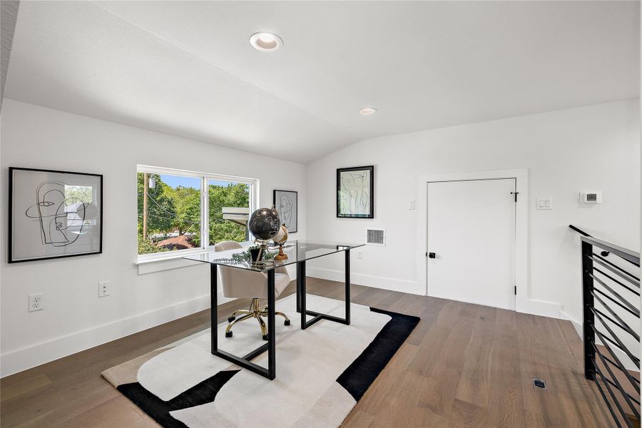 Large third floor flex space Large third floor flex space