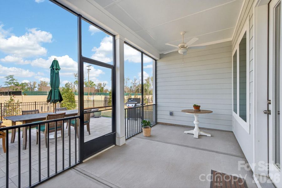 Covered Porch Covered Porch