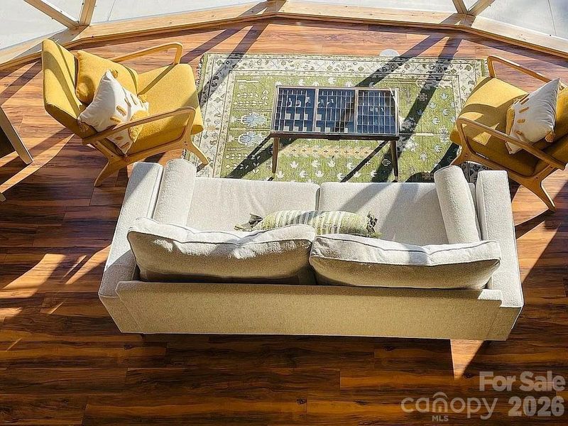 Community amenities in , Hays (Image 5).