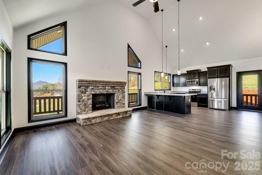 Furnished interior view inside a new home in , Franklin (Image 10).