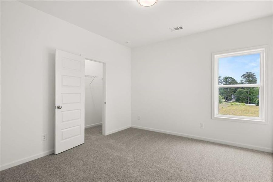 Spacious, unfurnished interior of a new home in , Loganville (Image 20).