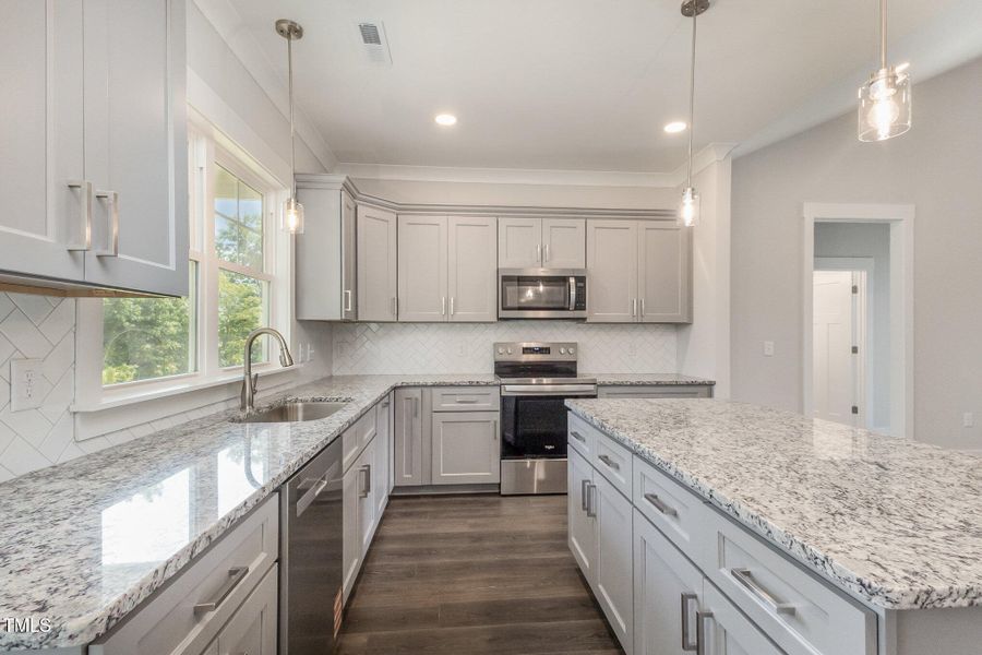 009_kv0a0629-edit_471