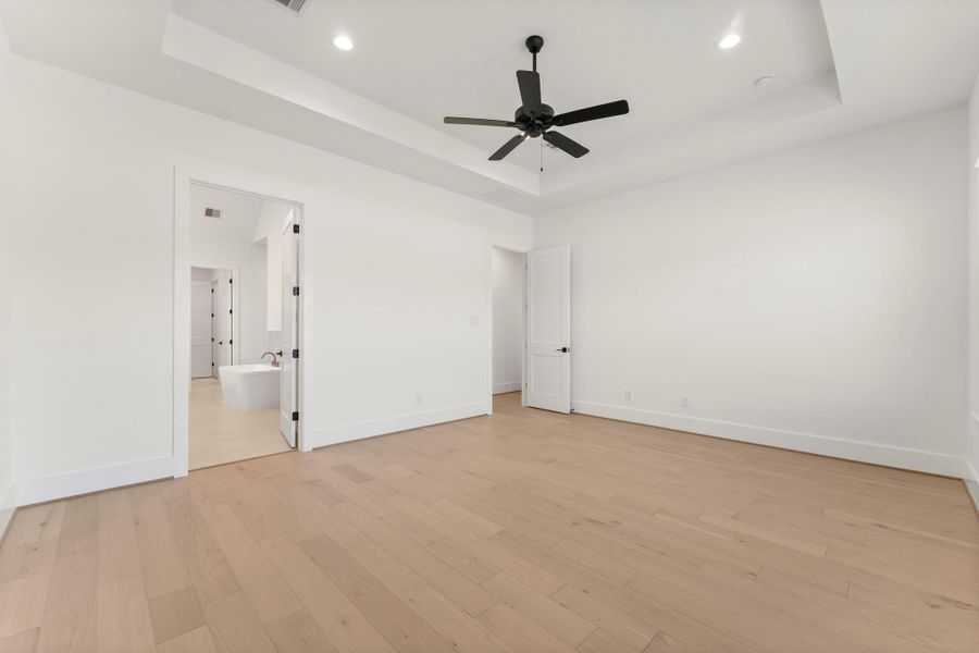 Spacious, unfurnished interior of a new home in Homestead Hill, New Waverly (Image 20).