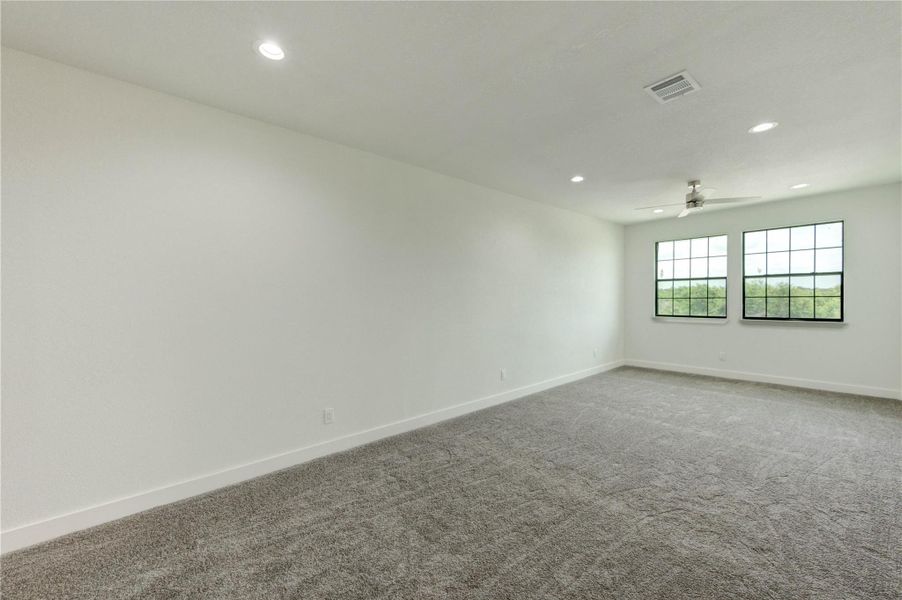 Spacious, unfurnished interior of a new home in , Cleveland (Image 37).