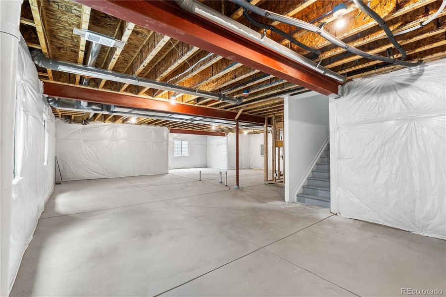 Spacious, unfurnished interior of a new home in Stargaze at Solstice, Littleton (Image 39).