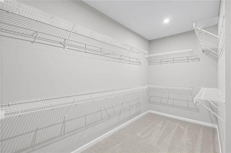 Spacious, unfurnished interior of a new home in Twin Lakes, Hoschton (Image 41).