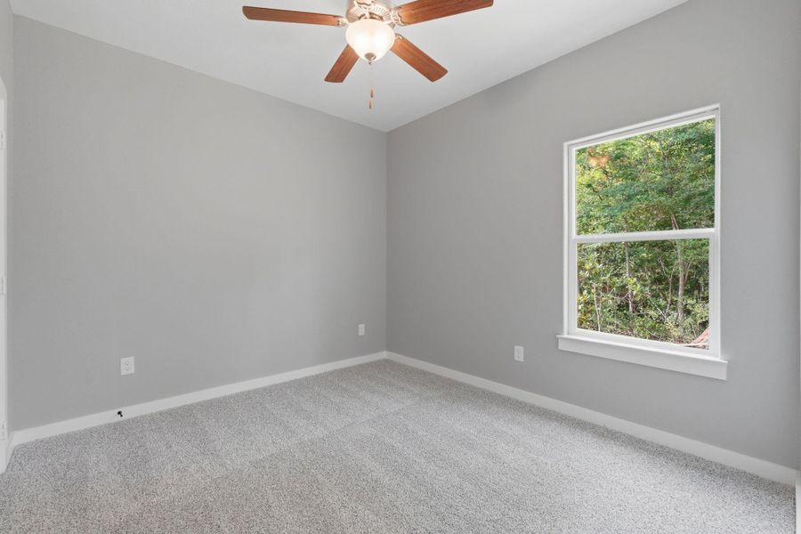 Spacious, unfurnished interior of a new home in , Willis (Image 28).