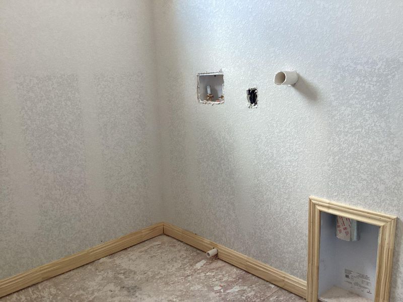 Spacious, unfurnished interior of a new home in The Cottages at Lariat, Liberty Hill (Image 28).